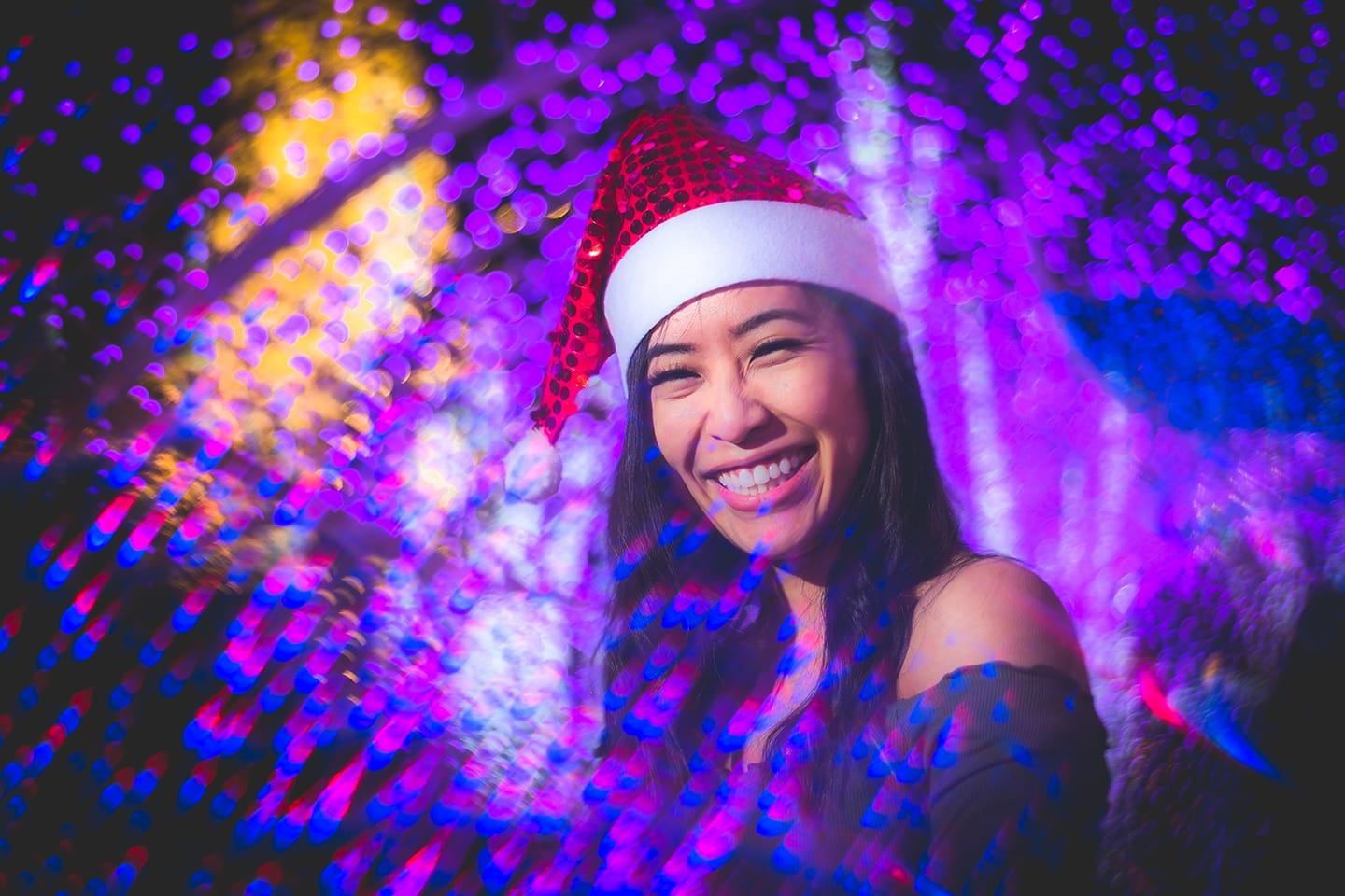 fractals-girl-christmas-lights-purple-laughing