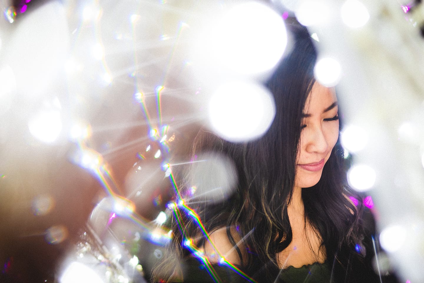 fractals-girl-christmas-lights-purple-lens-flare-white-prism-photography